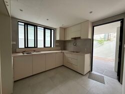 Lucky Hills (D16), Terrace #528113411